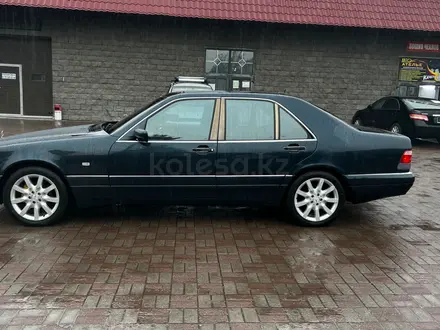 Mercedes-Benz S 320 1998 года за 5 100 000 тг. в Алматы – фото 11