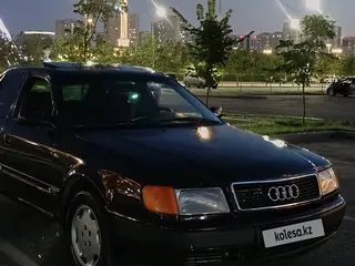 Audi 100