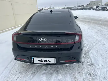 Hyundai Sonata 2021 года за 13 000 000 тг. в Астана – фото 4