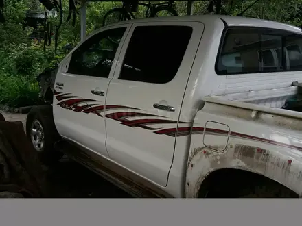 Toyota Hilux 2013 года за 50 000 тг. в Алматы – фото 25