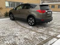 Toyota RAV4 2015 года за 11 000 000 тг. в Актобе