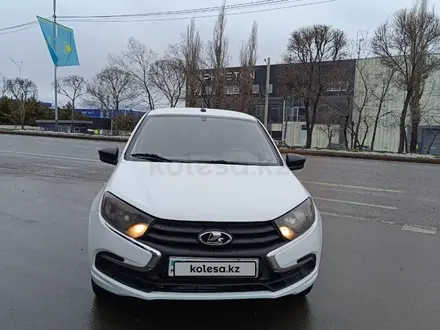 ВАЗ (Lada) Granta 2190 2019 годаүшін3 100 000 тг. в Алматы – фото 2