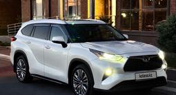Toyota Highlander 2021 года за 26 700 000 тг. в Шымкент