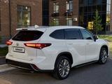 Toyota Highlander 2021 годаүшін26 700 000 тг. в Шымкент – фото 4