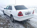 Mercedes-Benz C 200 1995 годаfor2 800 000 тг. в Астраханка