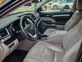 Toyota Highlander 2015 года за 11 000 000 тг. в Уральск – фото 2