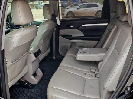 Toyota Highlander 2015 года за 11 000 000 тг. в Уральск – фото 4