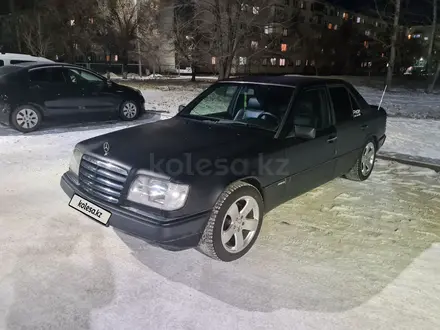 Mercedes-Benz E 300 1992 года за 1 700 000 тг. в Экибастуз