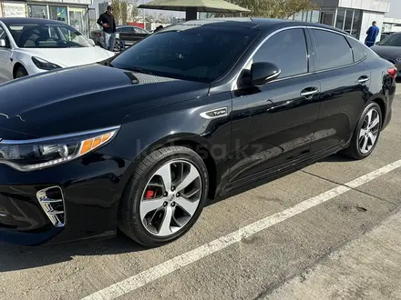 Kia Optima 2017 года за 9 600 000 тг. в Шымкент