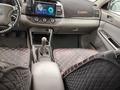 Toyota Camry 2005 годаfor4 000 000 тг. в Актобе – фото 6