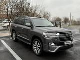 Toyota Land Cruiser 2015 годаүшін28 500 000 тг. в Шымкент