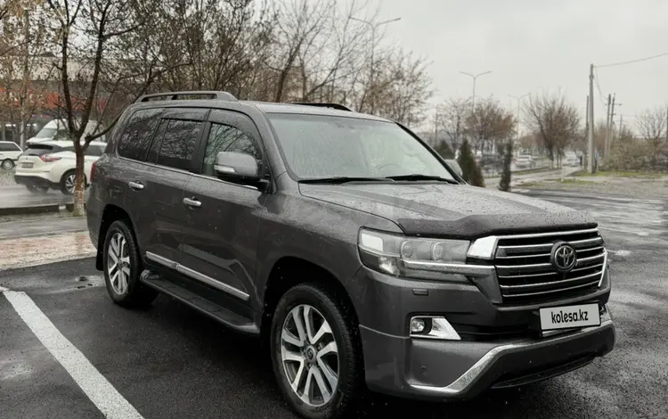 Toyota Land Cruiser 2015 года за 28 500 000 тг. в Шымкент