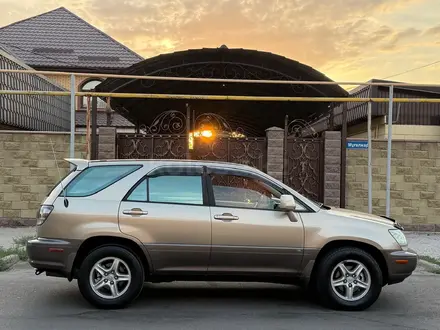 Lexus RX 300 2001 года за 4 400 000 тг. в Алматы – фото 6