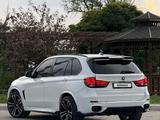 BMW X5 2016 года за 14 000 000 тг. в Атырау