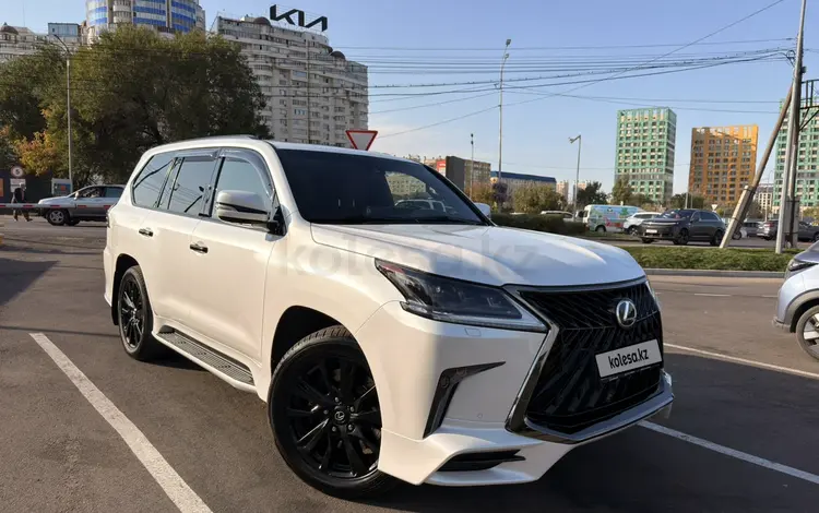 Lexus LX 570 2018 года за 45 000 000 тг. в Алматы