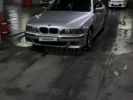 BMW 528 1999 года за 4 000 000 тг. в Актау – фото 9