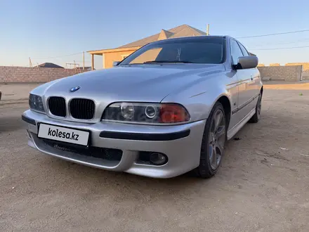 BMW 528 1999 года за 4 000 000 тг. в Актау – фото 8