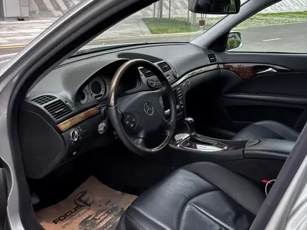 Mercedes-Benz E 320 2002 года за 5 300 000 тг. в Алматы – фото 17