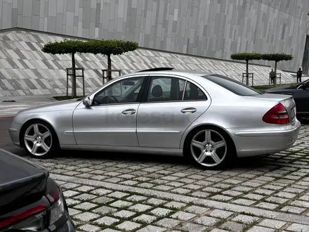 Mercedes-Benz E 320 2002 года за 5 300 000 тг. в Алматы – фото 3
