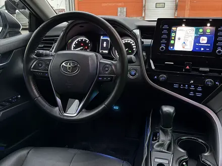 Toyota Camry 2021 года за 13 000 000 тг. в Алматы – фото 11