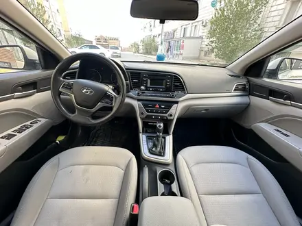 Hyundai Elantra 2016 года за 5 000 000 тг. в Актау – фото 7