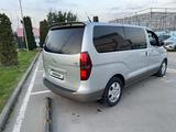Hyundai Starex 2008 годаfor6 500 000 тг. в Алматы – фото 2