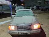 Mercedes-Benz E 230 1990 года за 1 500 000 тг. в Кызылорда – фото 2