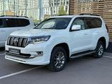 Toyota Land Cruiser Prado Prestige 2018 года за 26 800 000 тг. в Астана