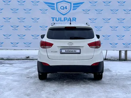 Hyundai Tucson 2012 года за 8 000 000 тг. в Актобе – фото 4