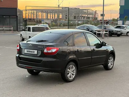 ВАЗ (Lada) Granta 2190 2015 года за 2 350 000 тг. в Семей – фото 3