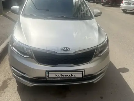 Kia Rio 2015 года за 5 300 000 тг. в Астана