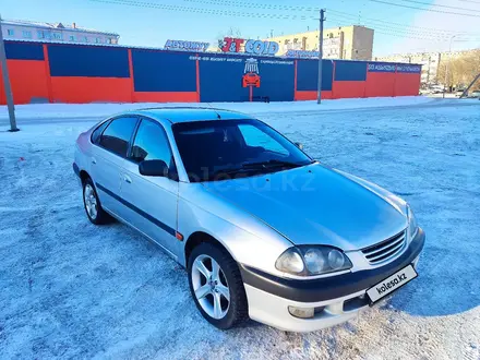 Toyota Avensis 1999 года за 2 350 000 тг. в Кокшетау – фото 3