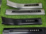 Накладки на пороги для Zeekr 001 за 1 000 тг. в Алматы