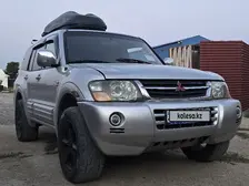 Mitsubishi Pajero, 2001