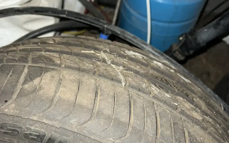 225/40 R19 за 15 000 тг. в Атырау