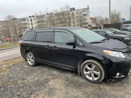 Toyota Sienna 2015 года за 12 000 000 тг. в Астана – фото 16