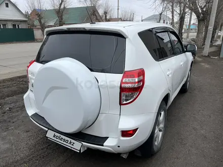 Toyota RAV4 2011 года за 6 900 000 тг. в Актобе – фото 4