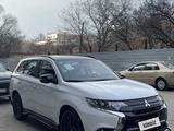 Mitsubishi Outlander 2022 года за 12 650 000 тг. в Алматы – фото 3