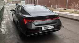 Hyundai Elantra 2023 года за 10 500 000 тг. в Астана – фото 3