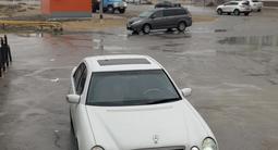 Mercedes-Benz E 320 2001 года за 4 700 000 тг. в Актау – фото 2