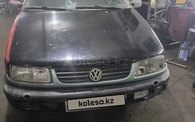 Volkswagen Passat 1993 годаүшін900 000 тг. в Астана