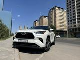 Toyota Highlander 2021 года за 22 000 000 тг. в Астана – фото 4