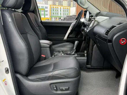 Toyota Land Cruiser Prado 2016 года за 15 000 000 тг. в Астана