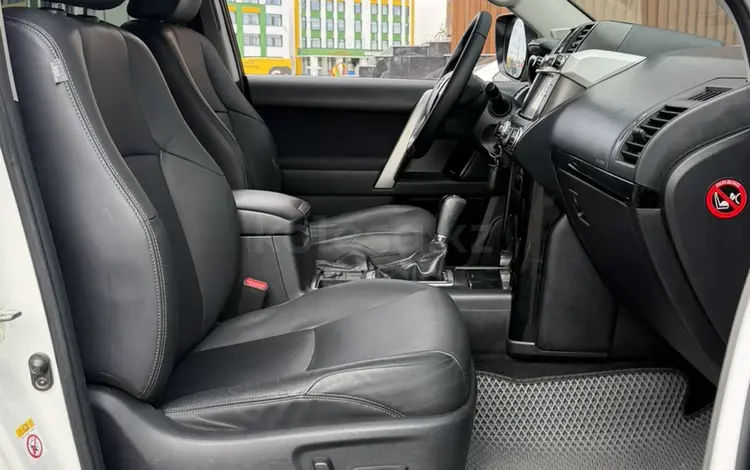 Toyota Land Cruiser Prado 2016 годаүшін15 000 000 тг. в Астана