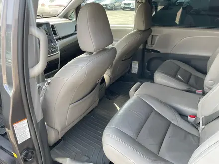 Toyota Sienna 2016 года за 11 842 000 тг. в Алматы – фото 10