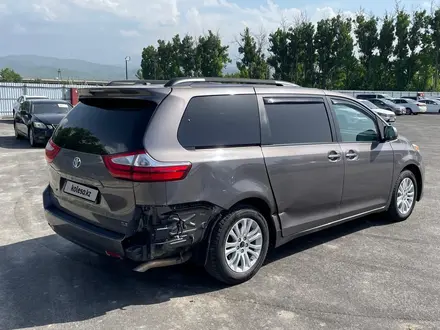 Toyota Sienna 2016 года за 11 842 000 тг. в Алматы – фото 5