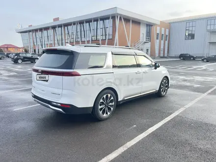 Kia Carnival 2021 года за 16 300 000 тг. в Астана – фото 2