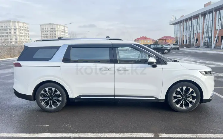 Kia Carnival 2021 года за 16 300 000 тг. в Астана