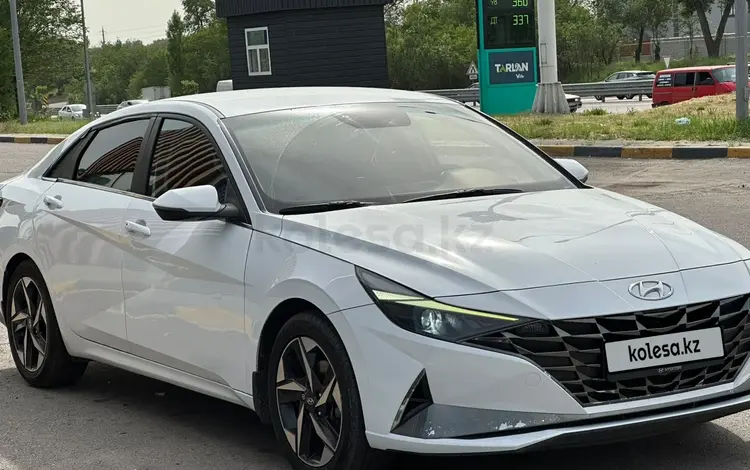 Hyundai Elantra 2021 года за 8 900 000 тг. в Алматы