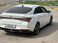 Hyundai Elantra 2021 года за 8 900 000 тг. в Алматы – фото 13